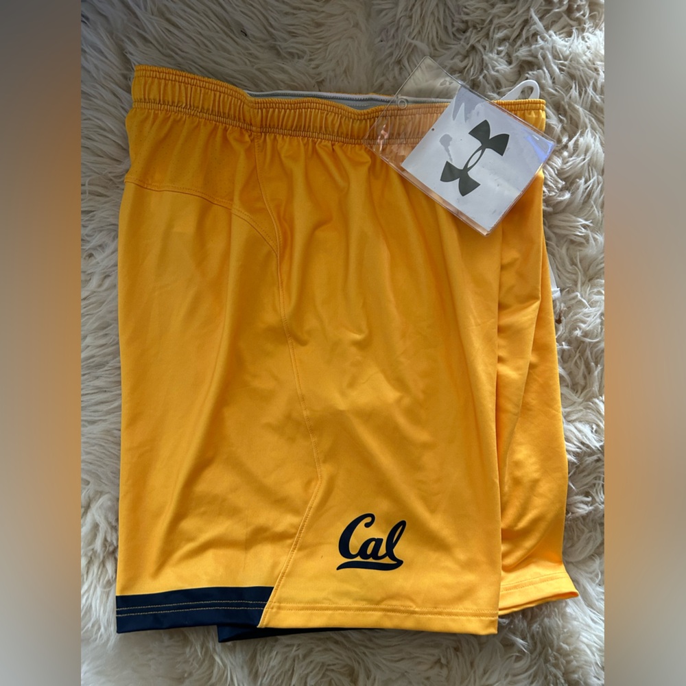 NWT! Mens Under Armour CALIFORNIA Golden Bears Basketball Shorts Large